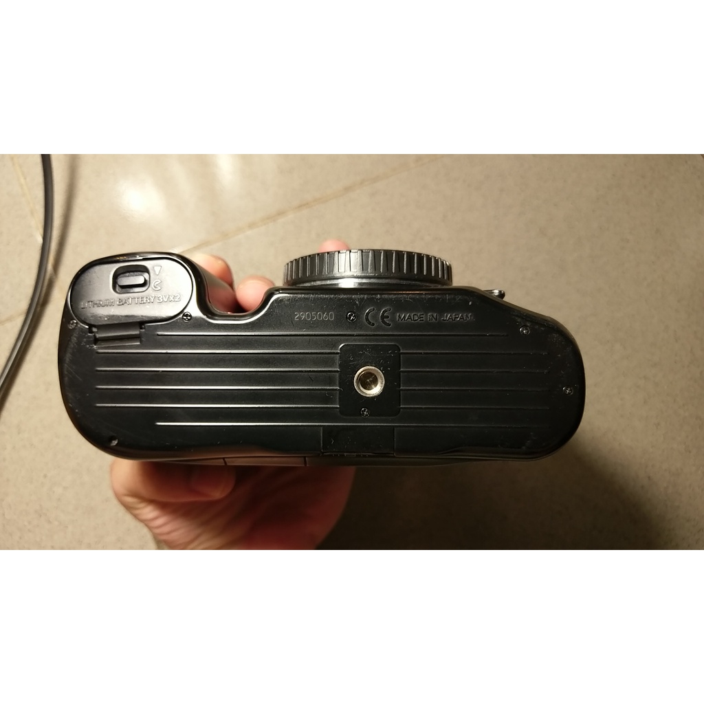 MÁY ẢNH FILM F70