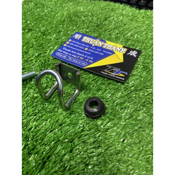 Móc treo đồ chữ U - dùng được nhiều dòng xe