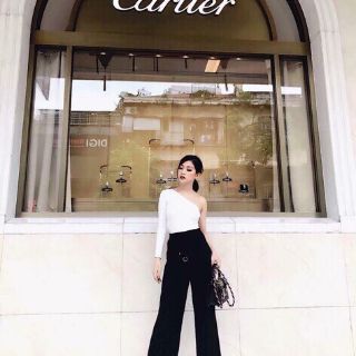 Áo lệch vai 1 tay trơn