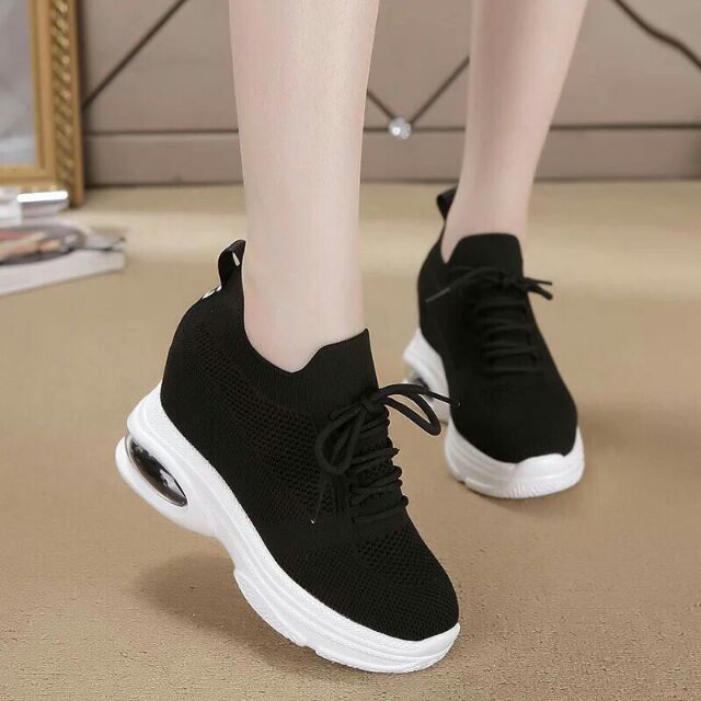 Giày sneaker độn đế 7 cm chất len mềm