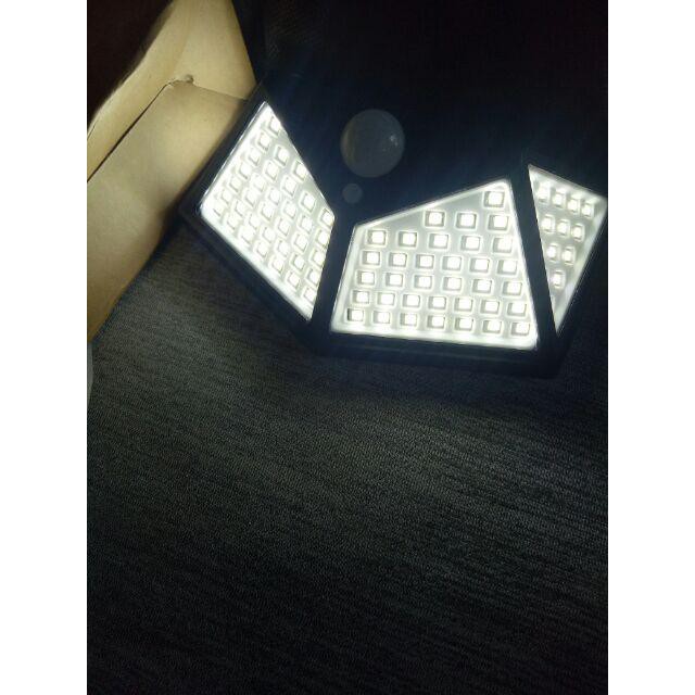 Đèn Năng Lượng Mặt Trời Cảm Biến Tự Động - Đèn LED 100 bóng Siêu Sáng, TIết Kiệm Điện, Chống Nước 100%