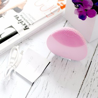 Máy rửa mặt thần thánh FOREO LUNA MINI