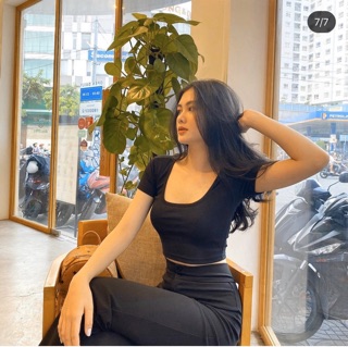 Áo Croptop Cổ Vuông (borip xịn)
