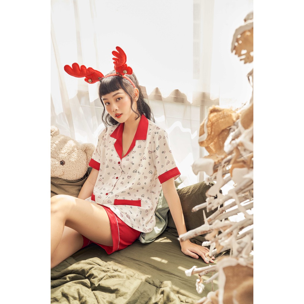 [Mã FAMALLT5 giảm 15% đơn 150k] Bộ pijama lửng VIBES Tym Red Py Set