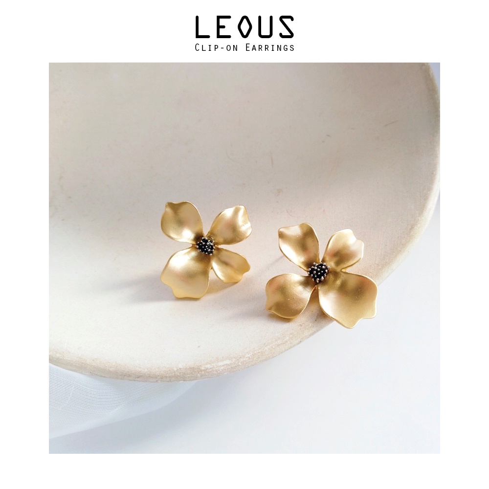 Khuyên tai kẹp không bấm lỗ chốt cố định K072 bằng hợp kim mạ vàng hình bông hoa dáng ngắn Leous Accessories