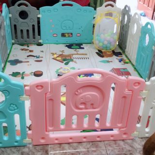 Quây bóng cho bé tặng kèm bóng và thảm chơi