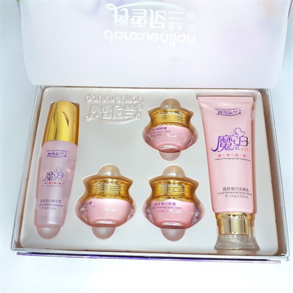 Bộ Kem 5 món Hoàng Cung Hồng Danxuenilan Crystal Whitening Five In One Set