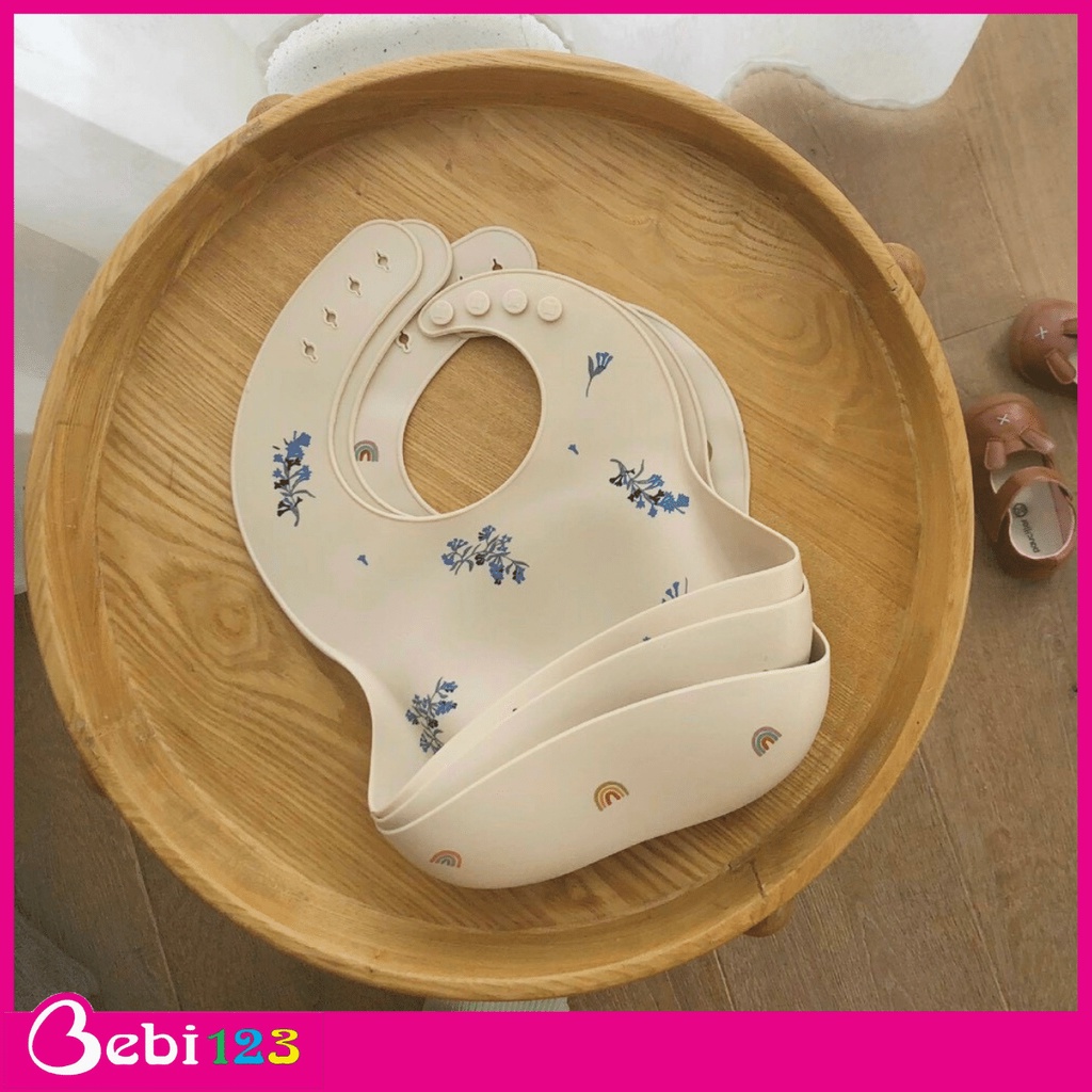 Yếm ăn dặm silicon hoạt hình siêu nhẹ chống dính có máng hứng cho bé