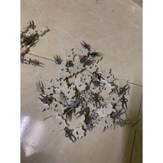 XIÊN CHUỐI HOA QUẢ CHO CHIM