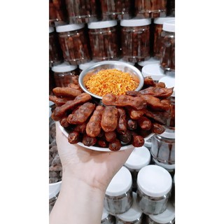 Me lào chấm muối ớt