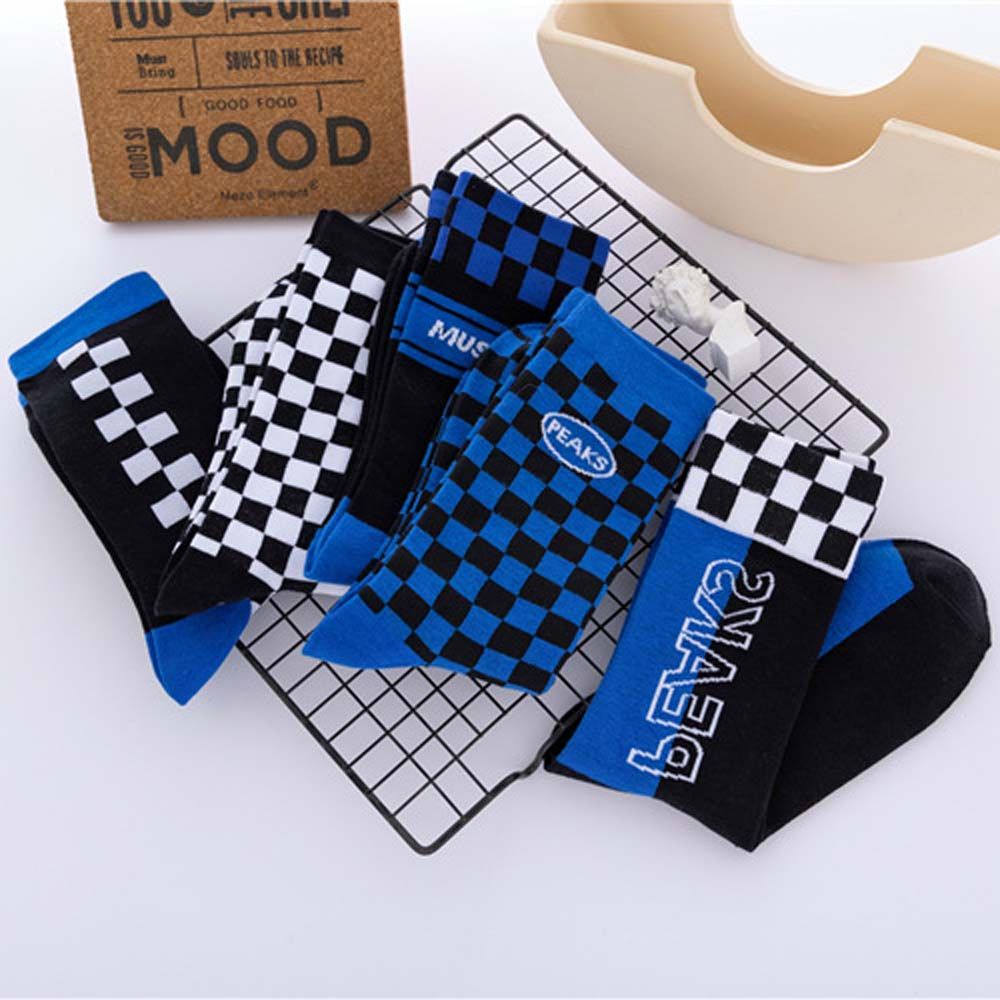 Đôi vớ họa tiết sọc caro thời trang sành điệu cho nam