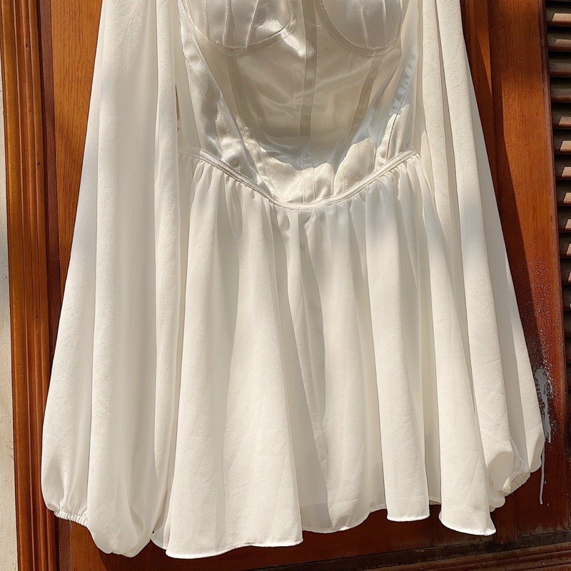 ĐẦM TRẮNG MINAL DRESS thiết kế tay dài sang trọng chất vải phi bóng quyến rũ, bo chun co giãn có kèm quần trong | BigBuy360 - bigbuy360.vn