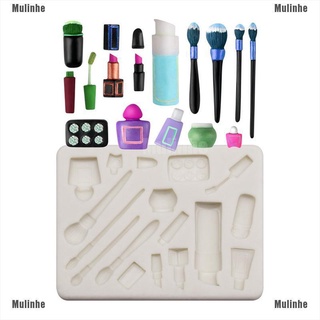 Khuôn silicone làm cọ trang điểm / kẹo đường / sơn móng hình son môi