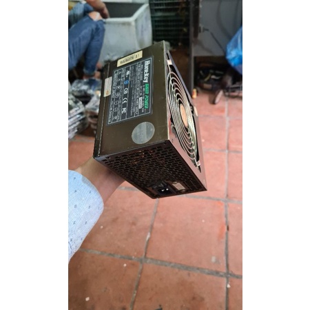 Thanh lý nguồn huntkey 500w cst có 2 giắc 6 pin cho vga