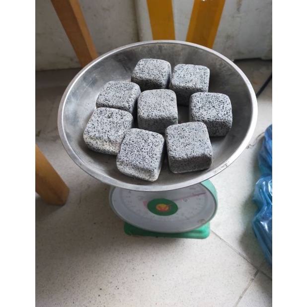 Đá nướng xông hơi 8-9 viên/kg