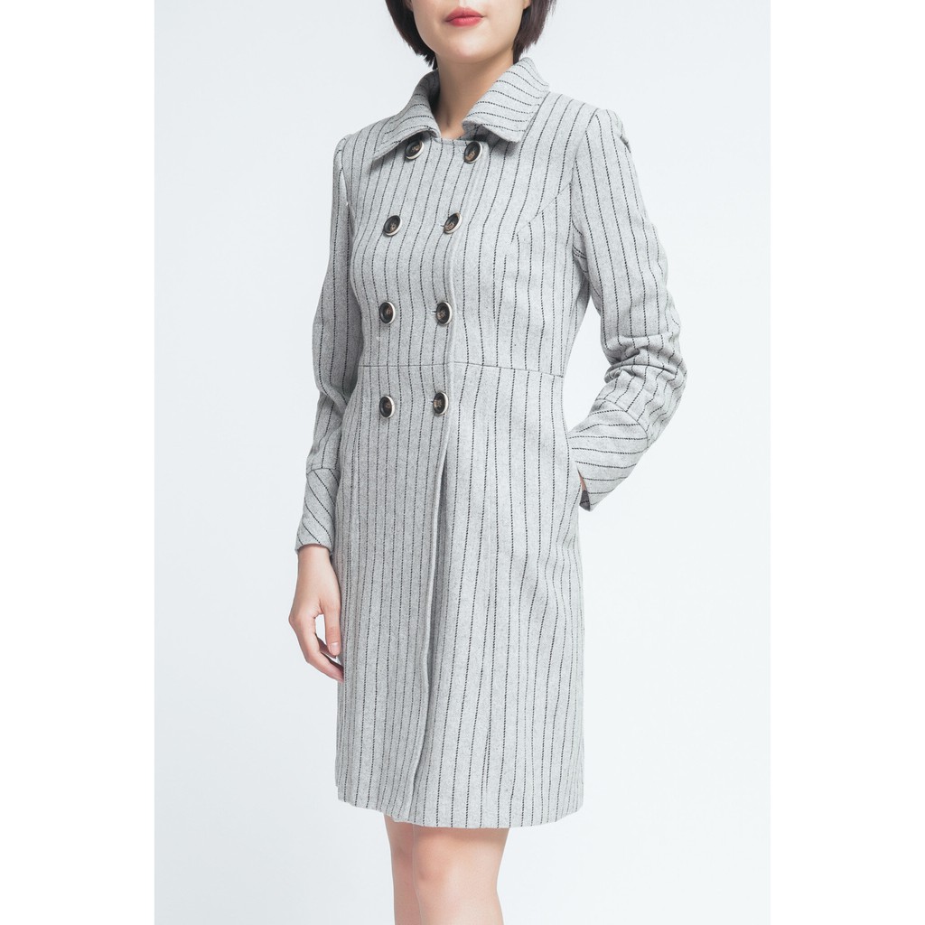 Áo khoác nữ cổ 2 ve dáng dài họa tiết kẻ IVY moda MS 71M3882