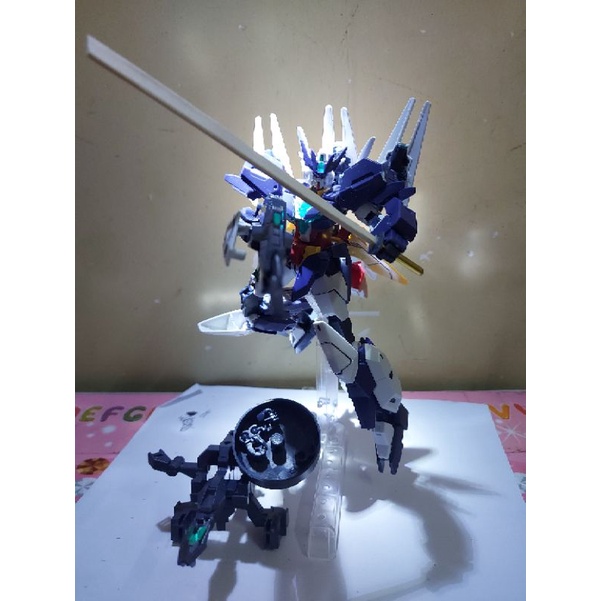 Mô Hình Gundam Barbatos 4th form và Gundam Uraven