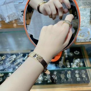 Vòng tay dây da cá tính, chanh sả