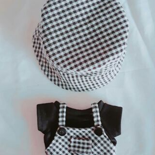 Outfit for doll