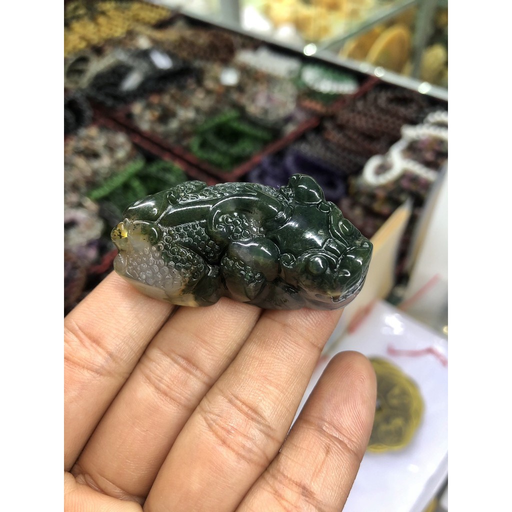 Mặt dây chuyền Tỳ Hưu vẩy rồng phong thủy đá ngọc băng tảo