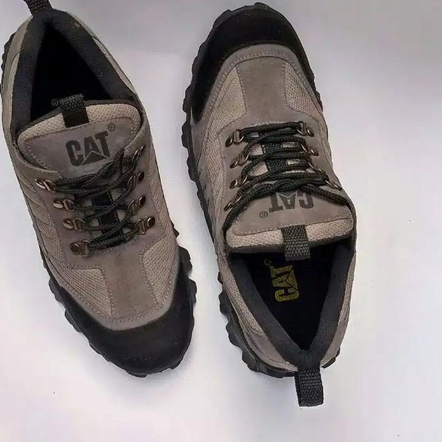 Giày bốt cổ thấp màu đen an toàn cho nam S118-30 size 39-44