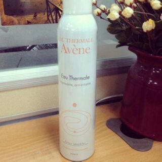 Xịt khoáng Avene 300ml