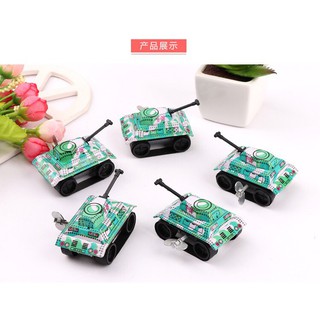 Đồ chơi xe tăng mini vặn cót, chạy trớn độc đáo cho bé
