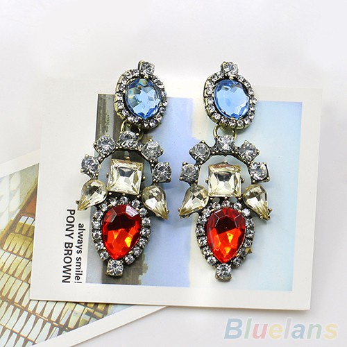 Cặp khuyên tai thiết kế hoa đính đá quý nhân tạo sang trọng dành cho nữ