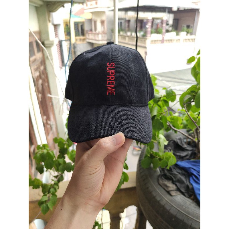 Mũ lưỡi trai Supreme 2023