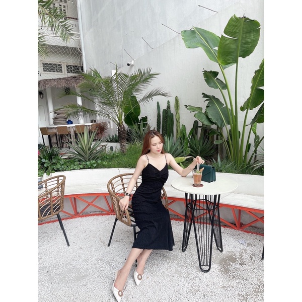 Đầm hai dây xoắn ngực BASIC chất vải thun gợn sóng Candy - BT098