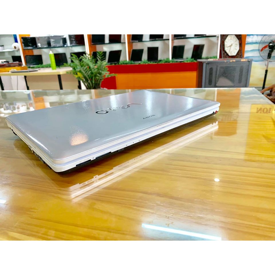 Laptop cũ Sony Vaio VPC-EB  Core i5-460M, RAM 4GB, HDD 320GB, VGA Intel HD Graphics, 15.6 inch