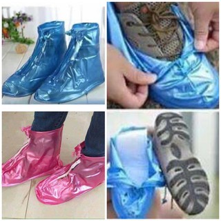 Giầy ủng đi mưa