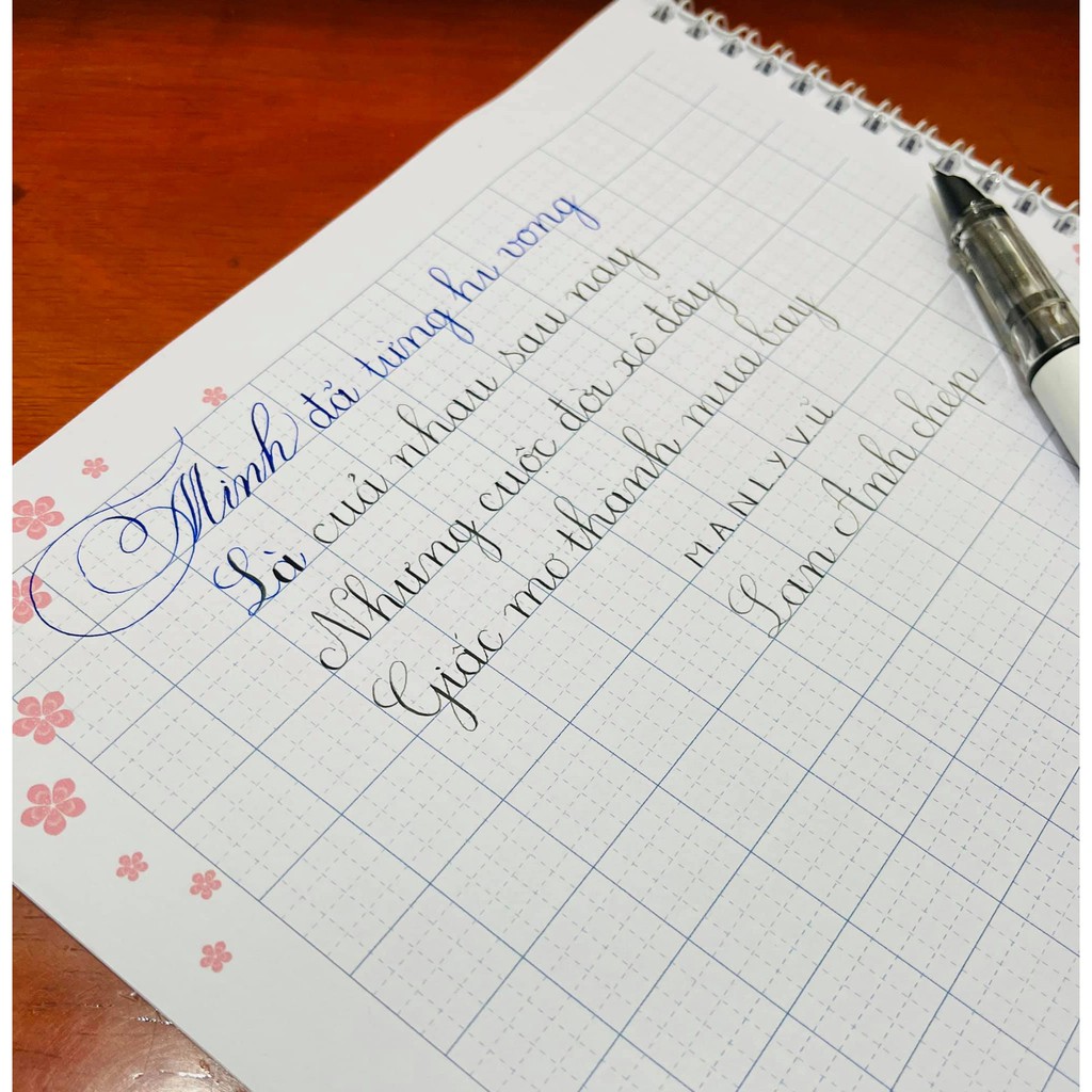 Set 10 Bút mực xóa được khuyến mại