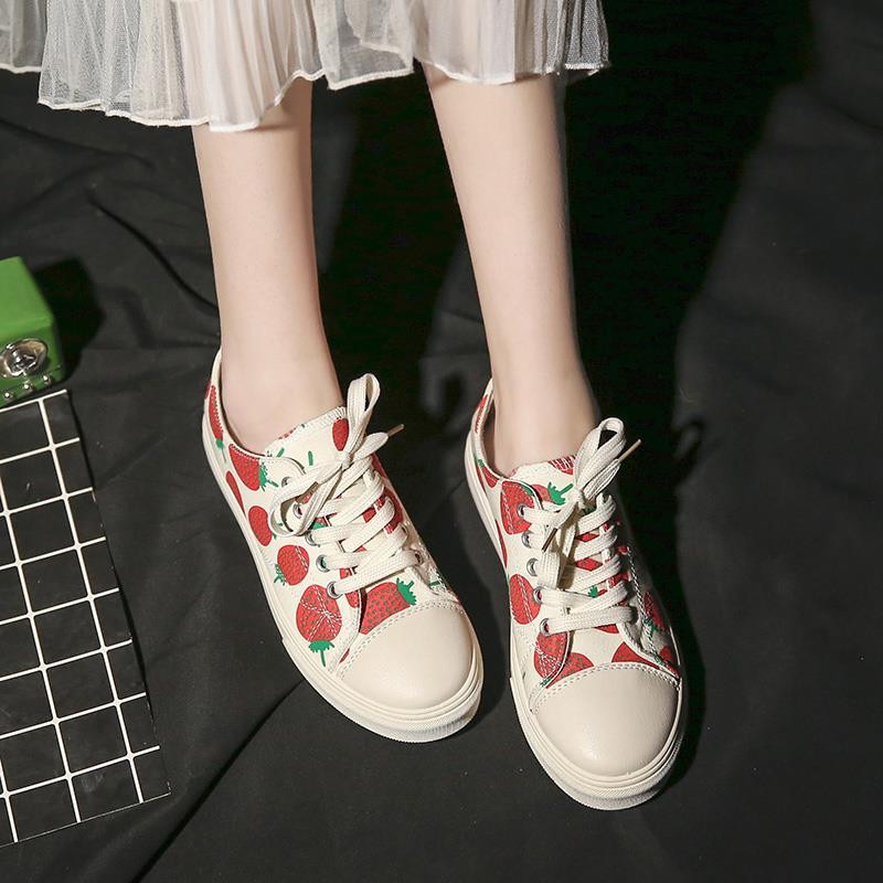 Giày thể thao nữ hình dâu tây dễ thương 123 | BigBuy360 - bigbuy360.vn