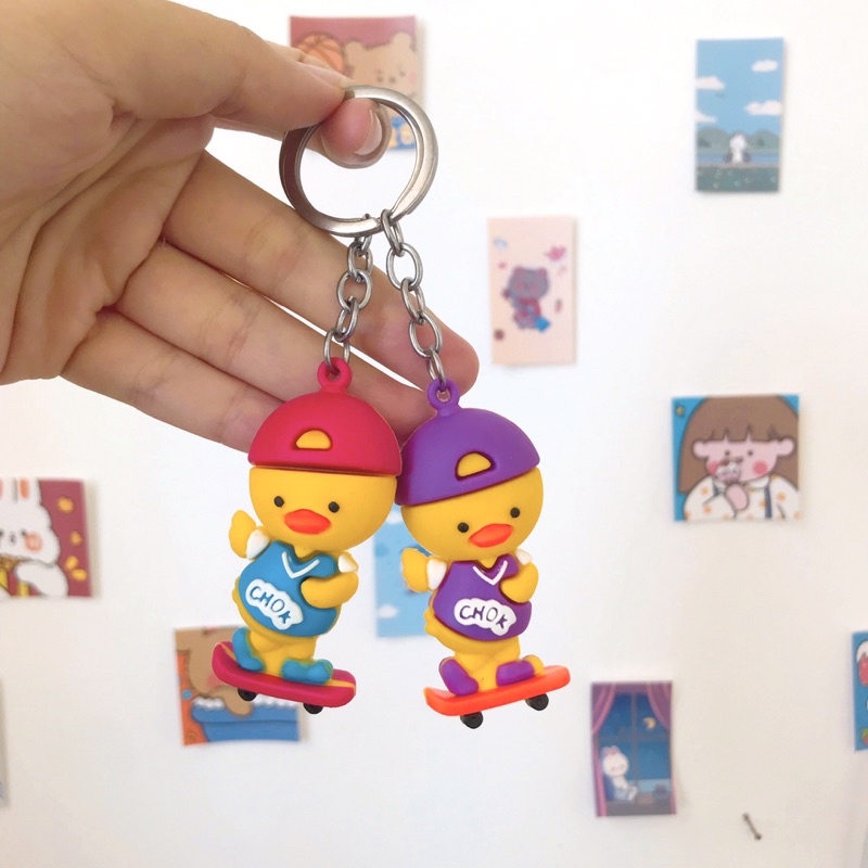 Móc Khoá Vịt Trượt Ván