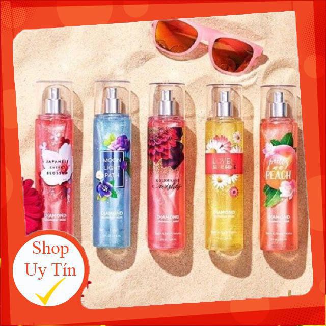 Xịt thơm có nhũ Bath and Body Works - Pretty As A Peach 🍭Hot🍭