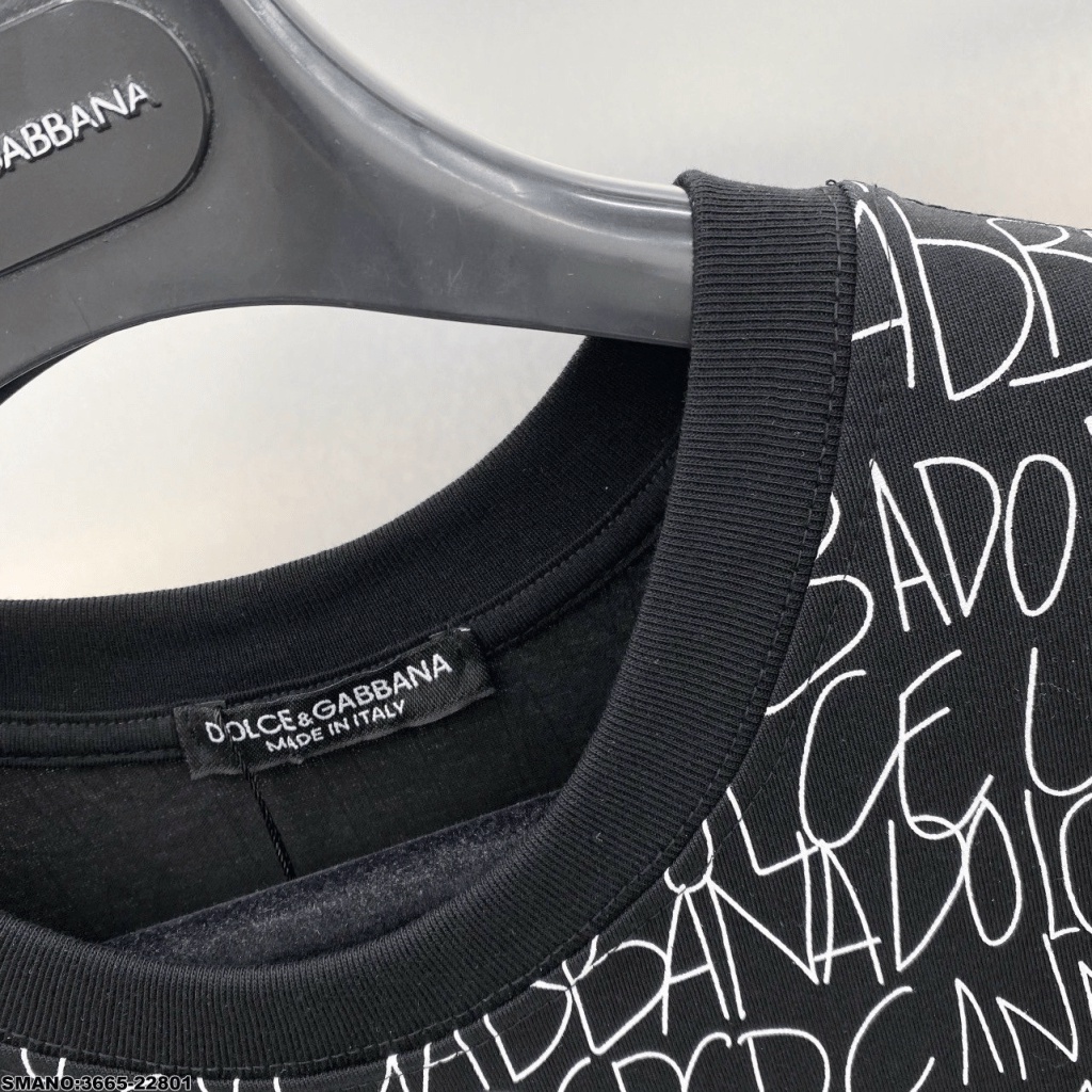 (HCM) ÁO THUN NAM CỔ BẺ THỜI TRANG NAM ĐỘC ĐÁO - SIÊU HOT , PHONG CÁCH HOTTREND ĐẲNG CẤP CHO CÁC ANH EM KM FASHION