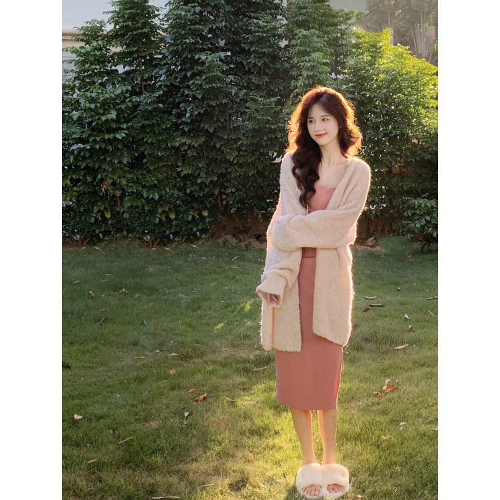 Set váy hai dây tôn dáng ôm body MORAn tiểu thư nhẹ nhàng + Áo len cardigan dáng dài