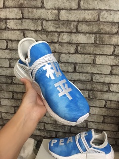Giày human race peace "hoà bình"