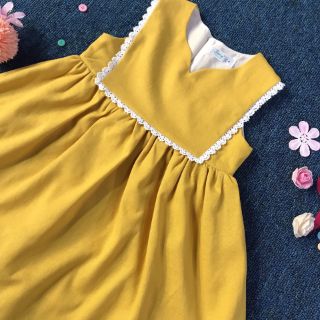 Váy thiết kế June vàng