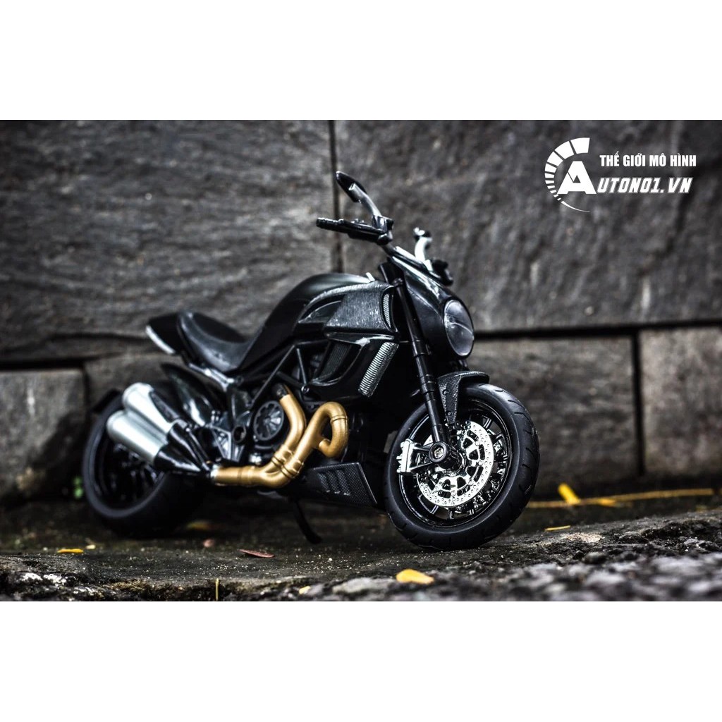 MÔ HÌNH XE DIAVEL MATT BLACK 1:12 CÓ ĐÈN NHẠC DIECAST METAL 5422