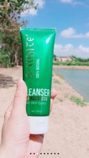 Sữa rửa mặt nha đam swhite