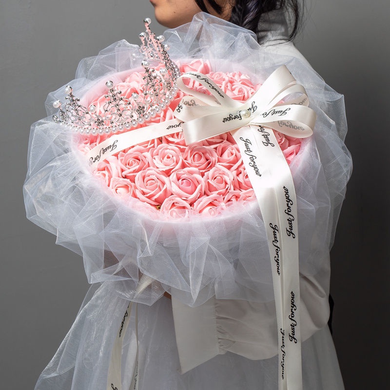 Bó Hoa Hồng Sáp Lãng Mạn Làm Quà Tặng Ngày Lễ Tình Nhân Cho Bạn Gái