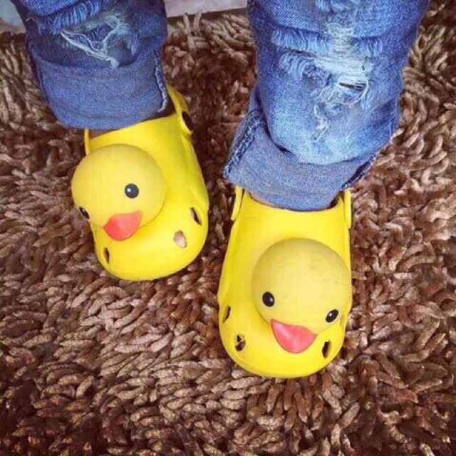 Dép vịt vàng Thái Lan