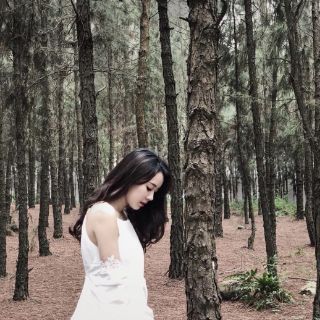 Maxi Yếm Trắng Dập Li
