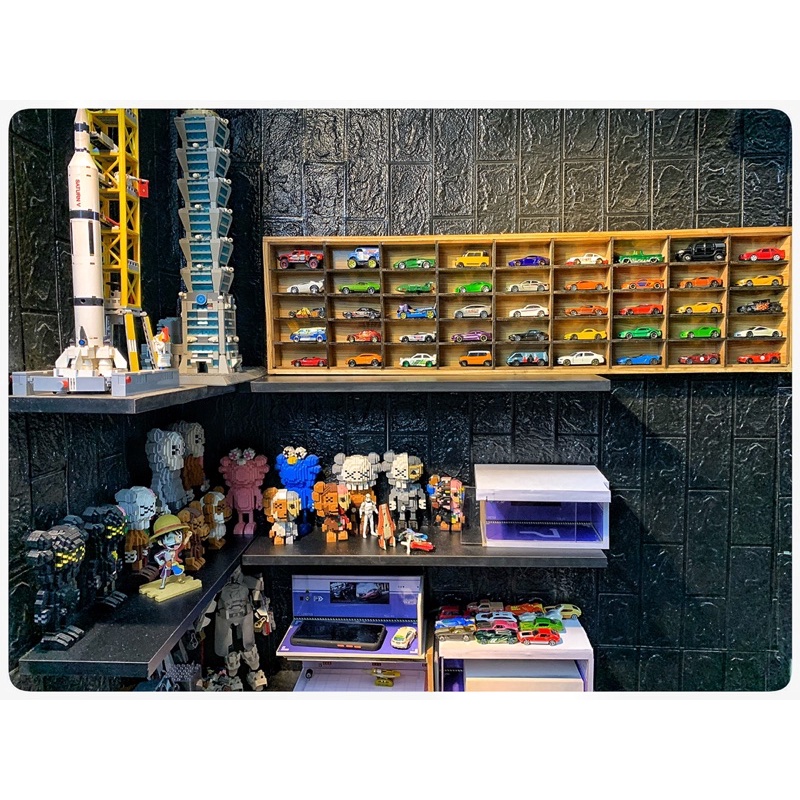 Kệ Mô Hình Gỗ 45 Ô Xe Hot Wtheels, Tomica, Match Box