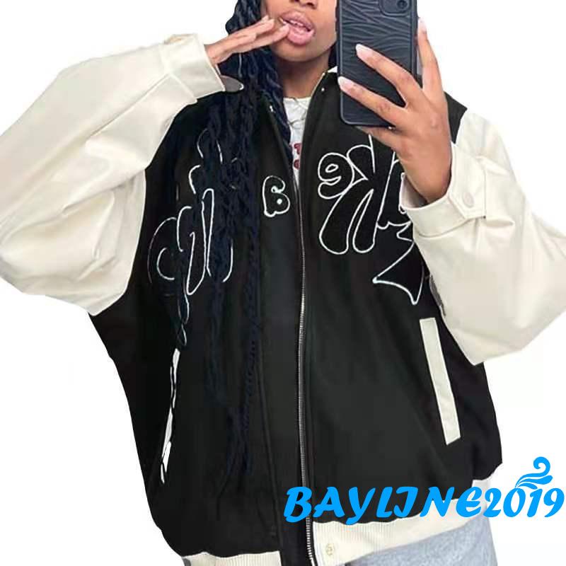 Áo khoác dáng rộng tay dài thêu chữ có khoác kéo và túi cho nữ