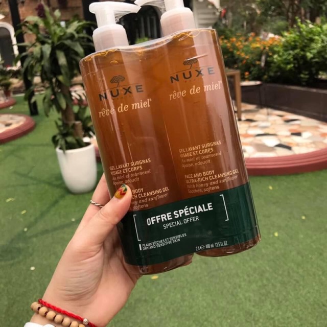 Sữa rửa mặt Nuxe