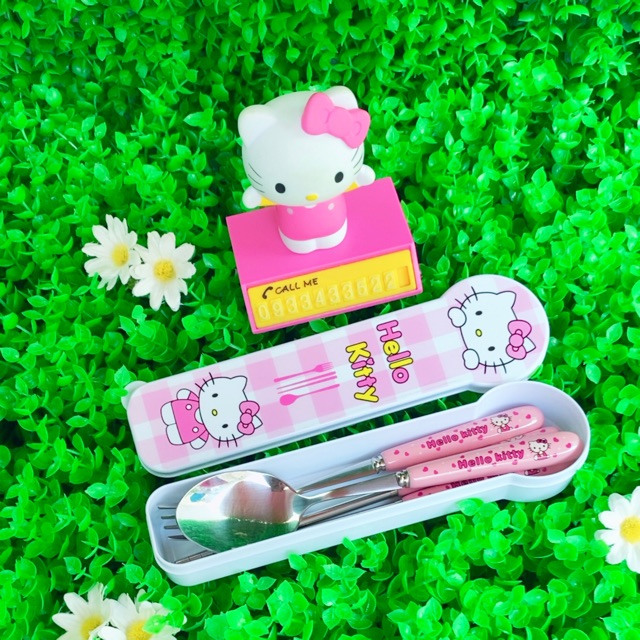 Bộ hộp đũa muỗng nĩa inox cán sứ Hello Kitty