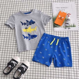 Bộ bé trai Baby club họa tiết cá mập